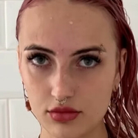 Pikkiundmichelle/Travelslvts Nackt