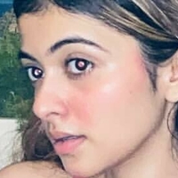Riya Pandey Nackt