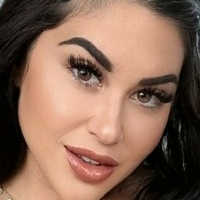 Saffron XX Rose Nackt