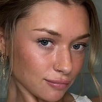 Sara Brooks Nackt