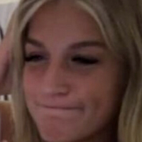 Sarah Lindstrom Nackt