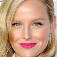 Sarah Smyth Nackt