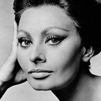 Sophia Loren Nackt