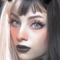 Spaceyellise Nackt