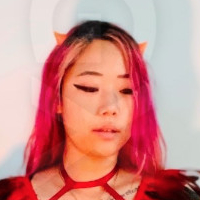 Stella Chung Nackt