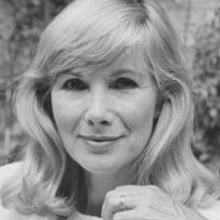 Susan Hampshire Nackt