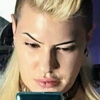 Synthetika Lynn Nackt