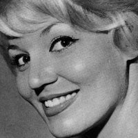 Tania Velia Nackt