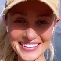 Tomi Lahren Nackt