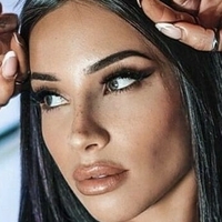 Vanessa Ouerhani Nackt