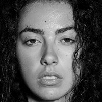 Veronica Manzo Nackt