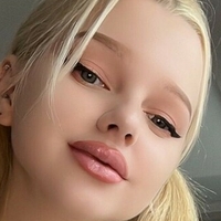 vic.to.ria.white Nackt