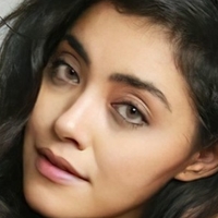 Yasmine Al-Bustami Nackt