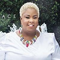 Yvette McClendon Nackt