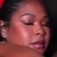 Zoechinloy Nackt